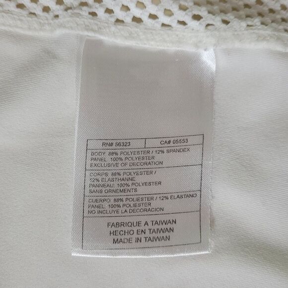 Nike Women's White Dri-FIT Mesh Hoodie - Picture 10 of 13